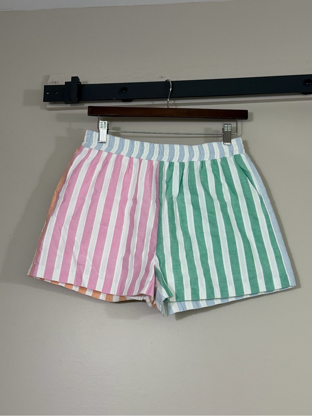 ENGLISH FACTORY preppy pastel 100% cotton shorts, sz M